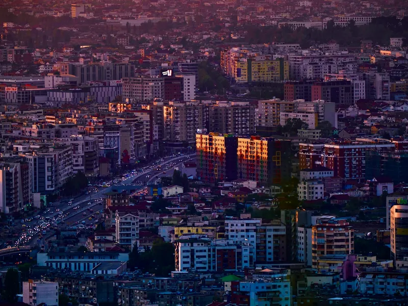 Tirana, Albania - reisfoto door Valter Zhara