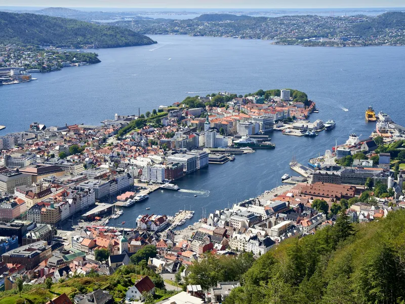 Bergen, Noorwegen - reisfoto door Barnabas Davoti